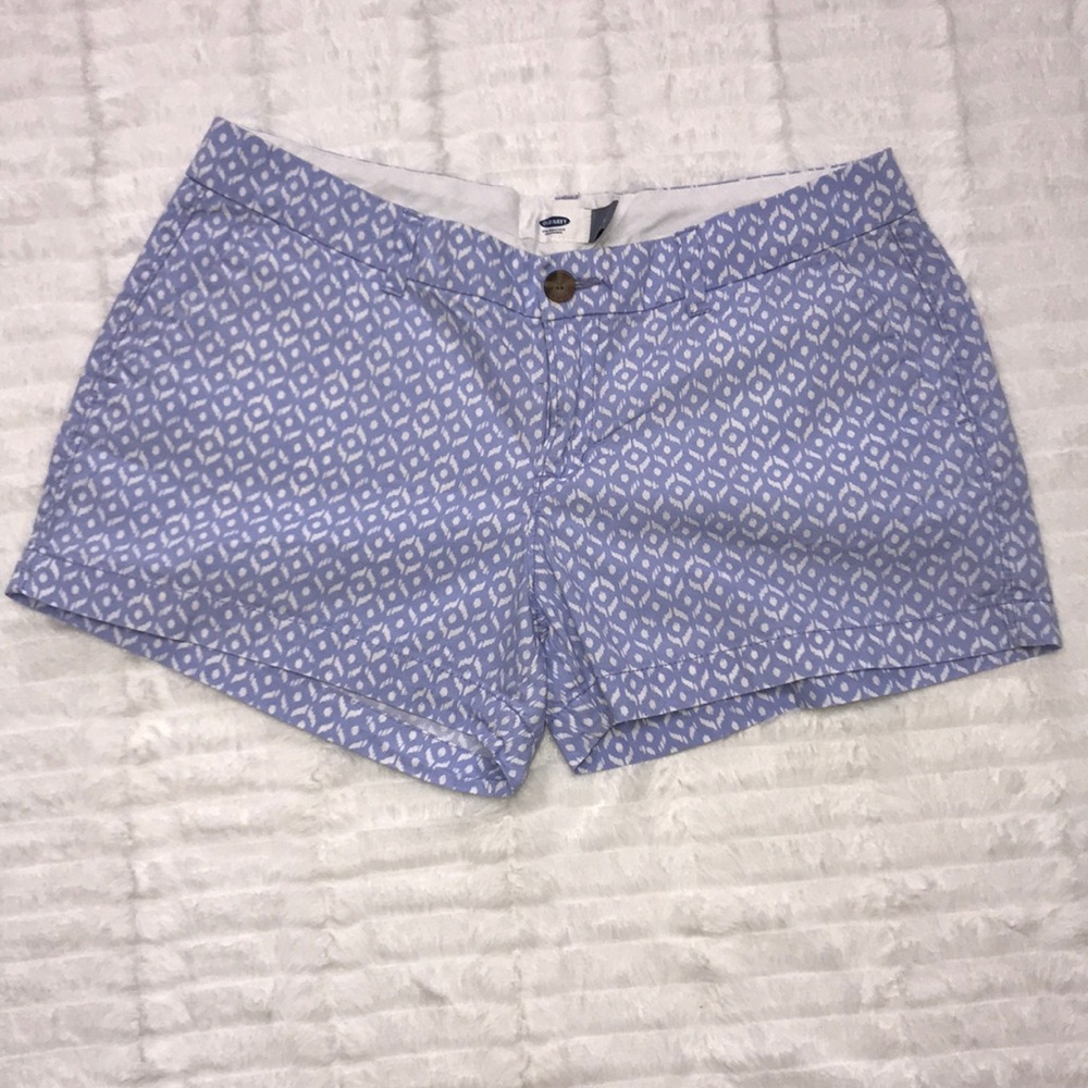 Women’s shorts bundle - Picture 4 of 8